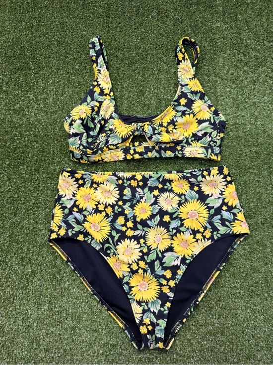 Old Navy Other - Old Navy 2 Piece Bikini Swimsuit Sunflowers Yellow High Waisted Scoop Keyhole M